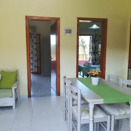 Olga'S Garden Apartments Almiros Beach Room photo