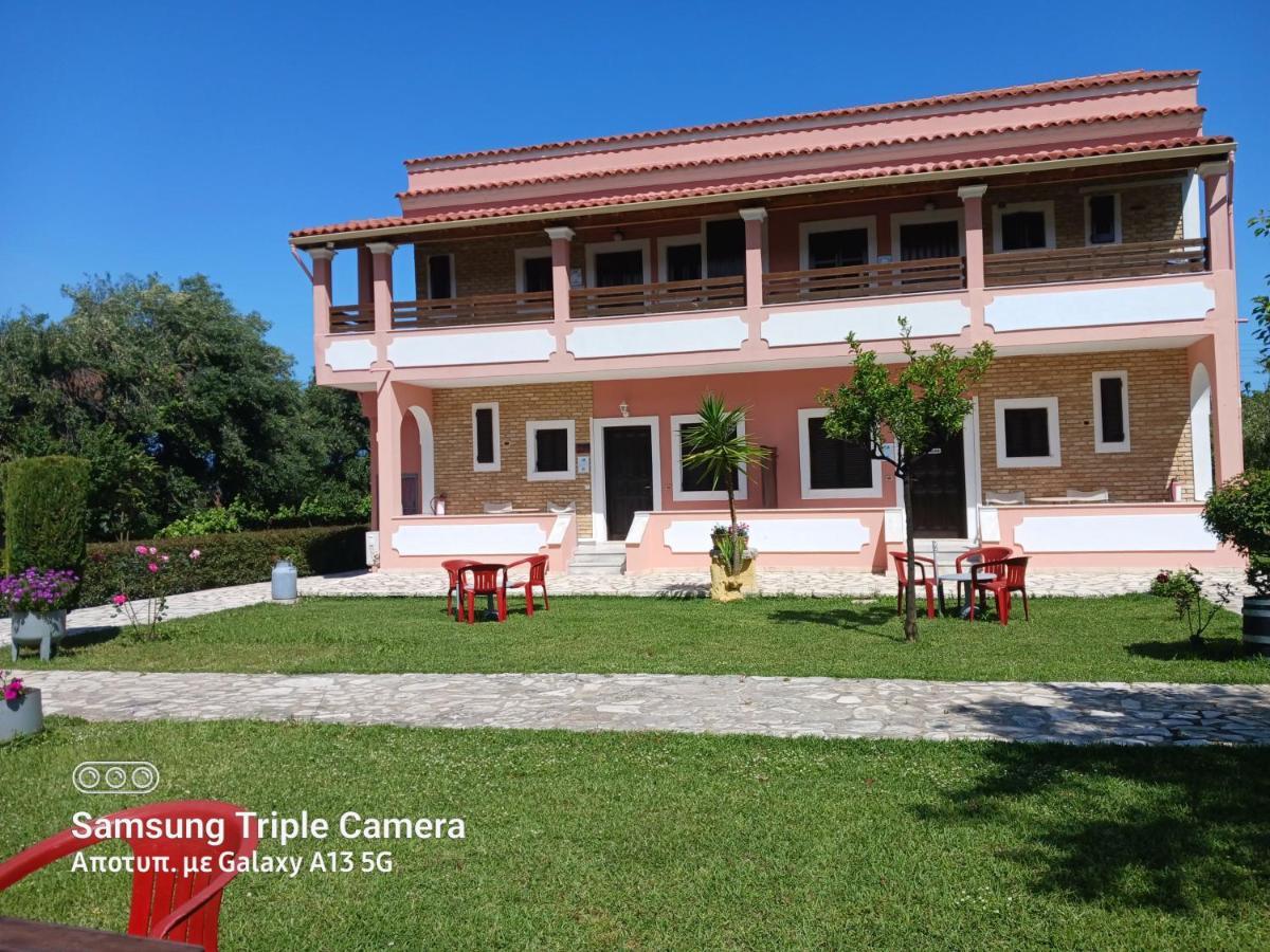 Appartement Olga's Garden Plage d'Almiros