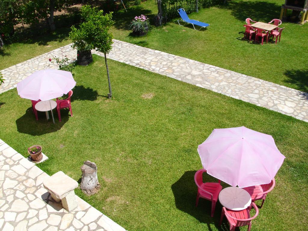 Olga's Garden Plage d'Almiros